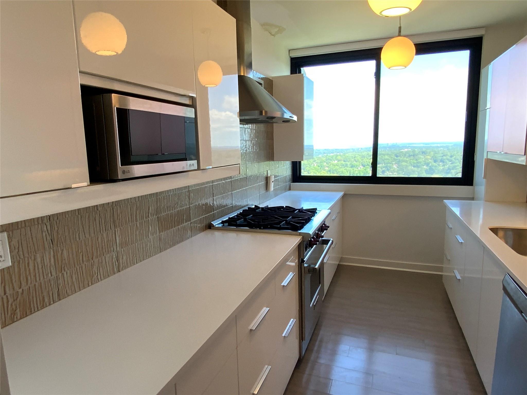 Coop Grand Central  Queens, NY 11005, MLS-892402-15