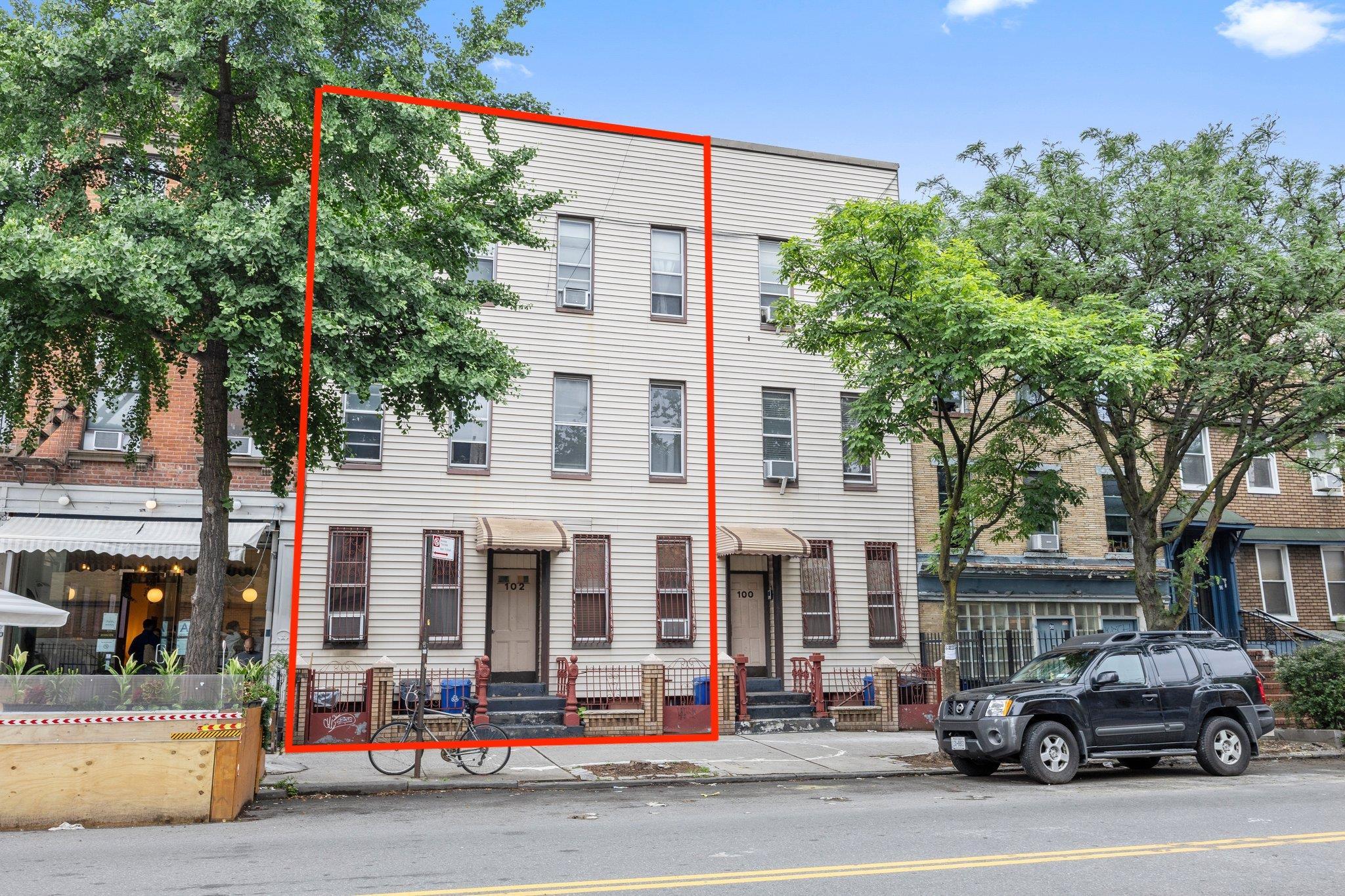 Commercial Sale Roebling  Brooklyn, NY 11211, MLS-892412-2
