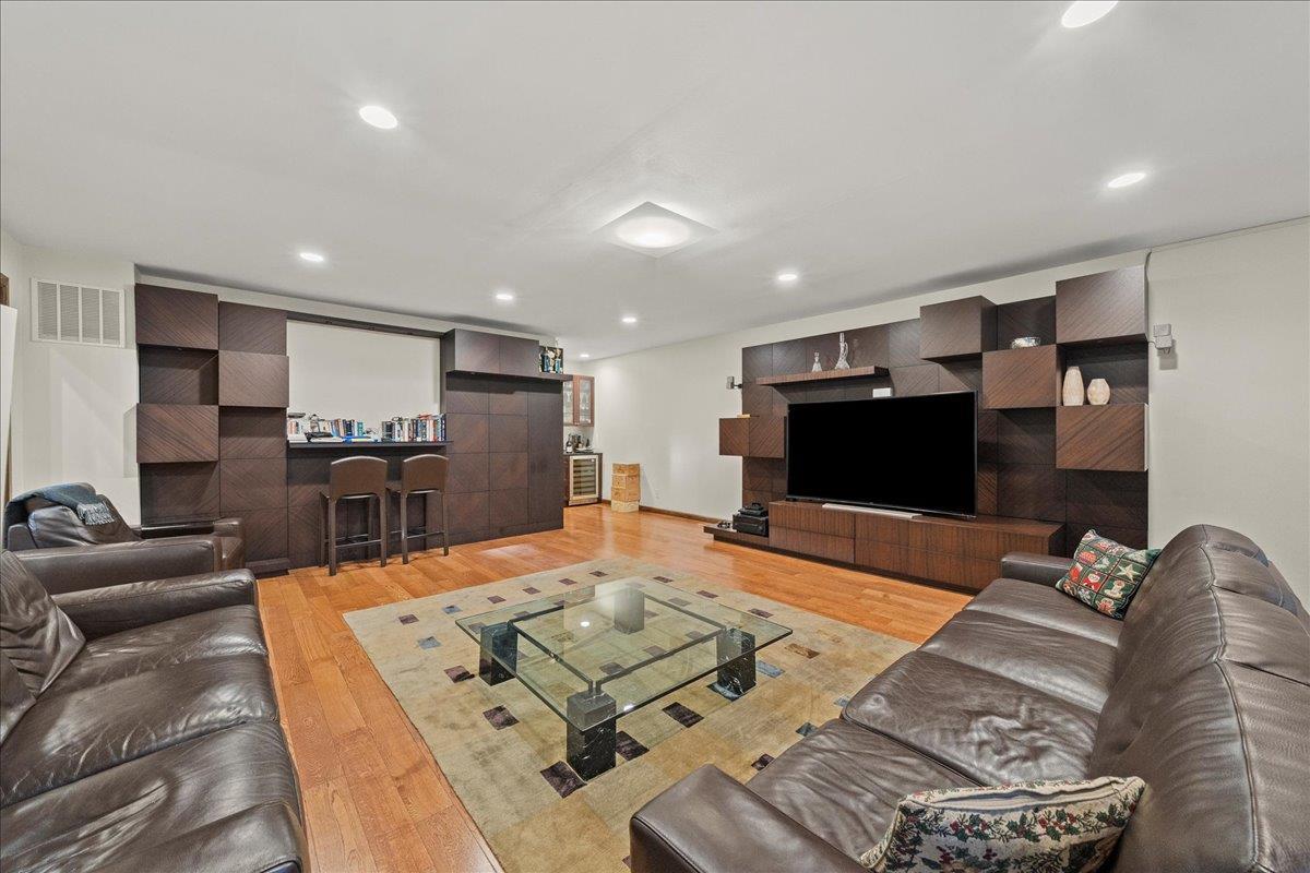Condo Morley  Nassau County, NY 11507, MLS-892427-10
