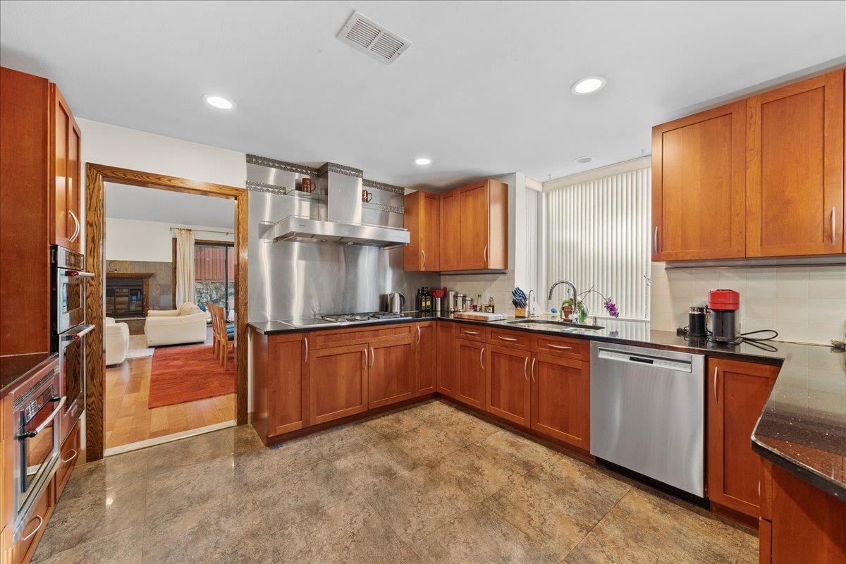 Condo Morley  Nassau County, NY 11507, MLS-892427-19