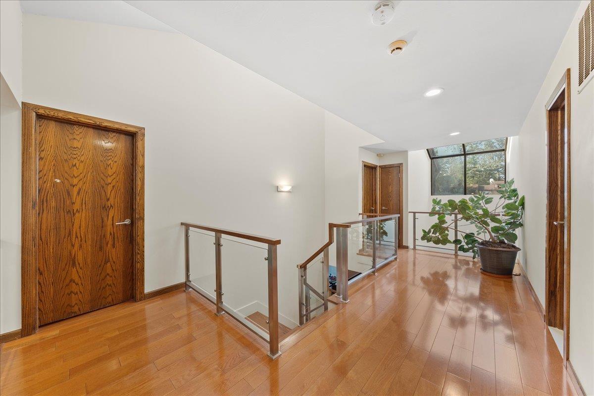 Condo Morley  Nassau County, NY 11507, MLS-892427-37
