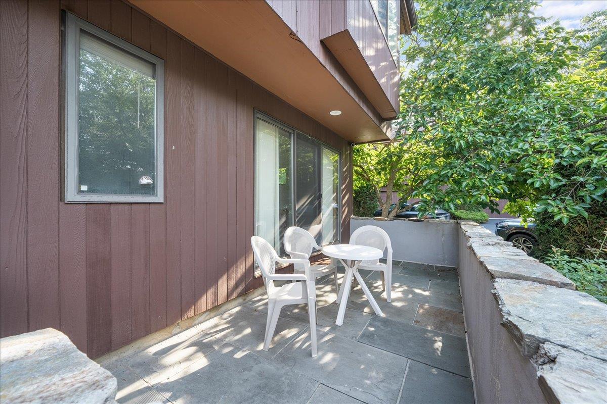 Condo Morley  Nassau County, NY 11507, MLS-892427-4