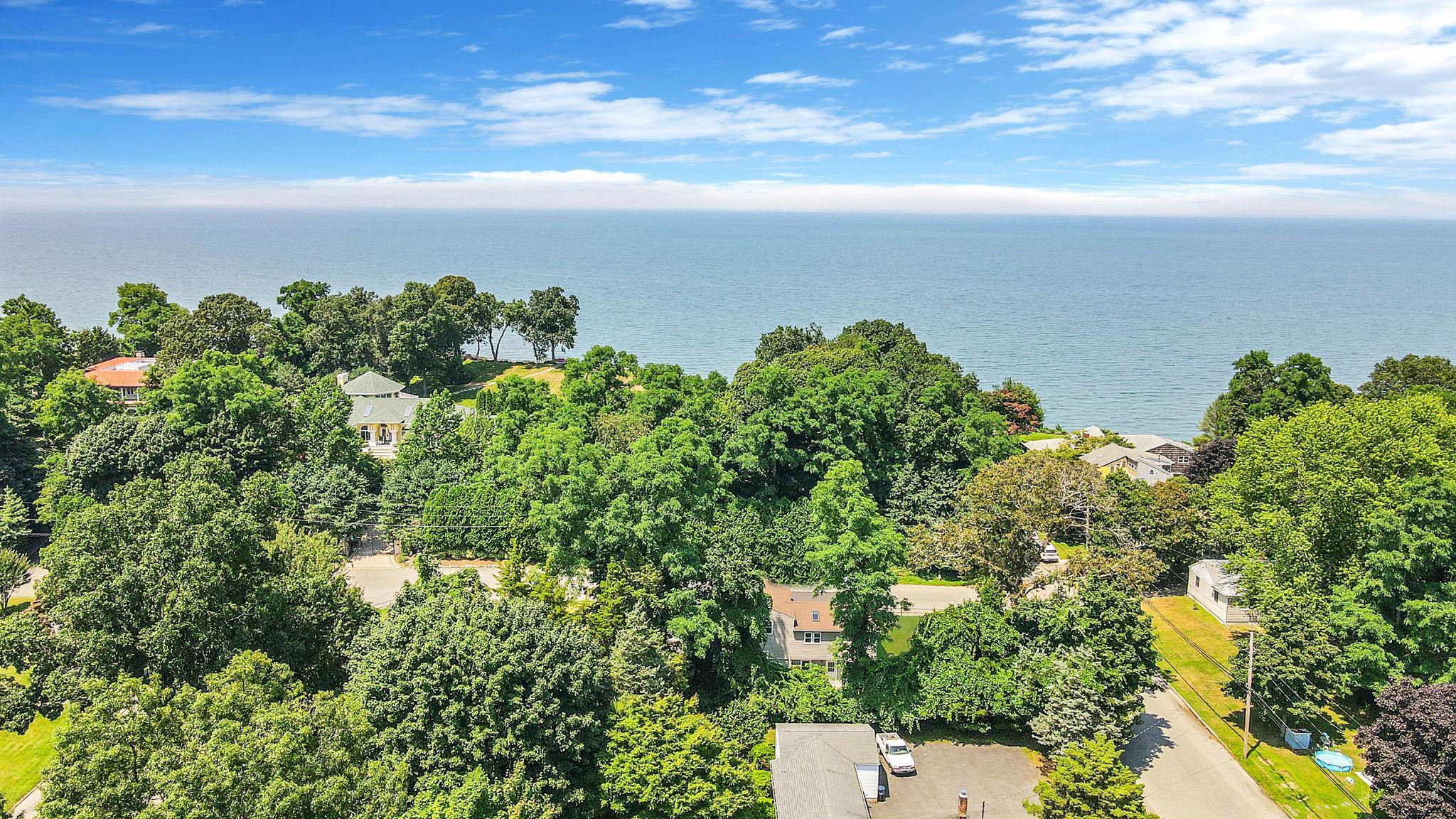 Single Family Cherry Suffolk County, NY 11792, MLS-892435-34