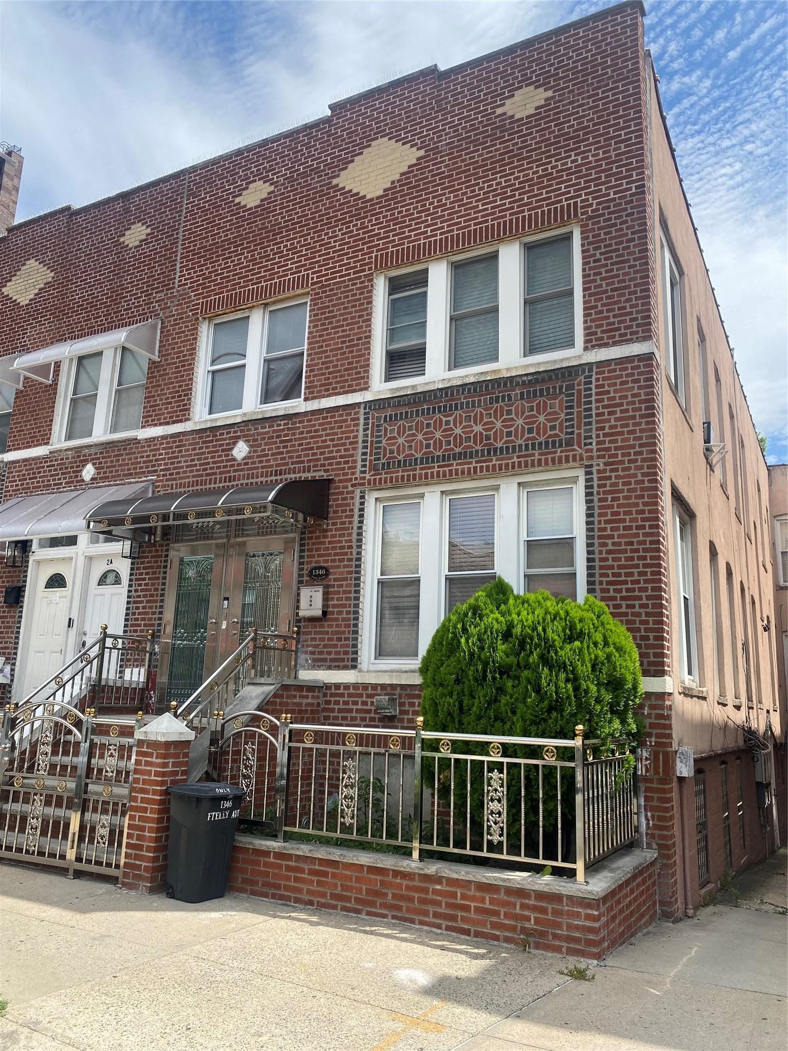 Single Family Fteley  Bronx, NY 10472, MLS-892558-2