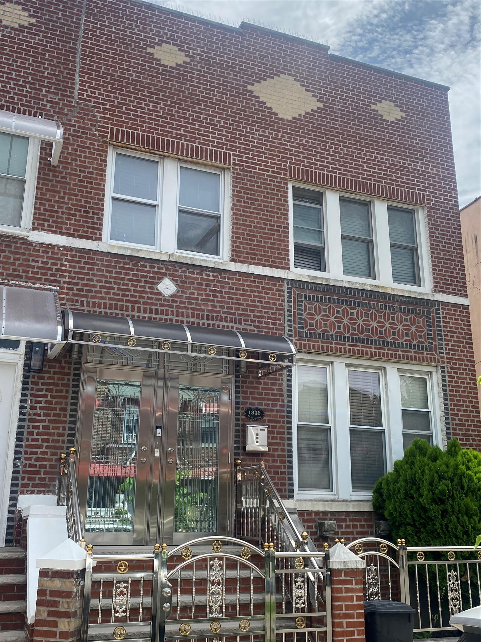 Single Family Fteley  Bronx, NY 10472, MLS-892558-3