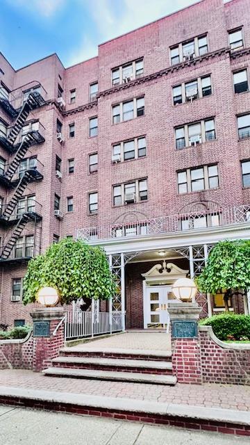 Coop in New York - Highland Avenue  Queens, NY 11432
