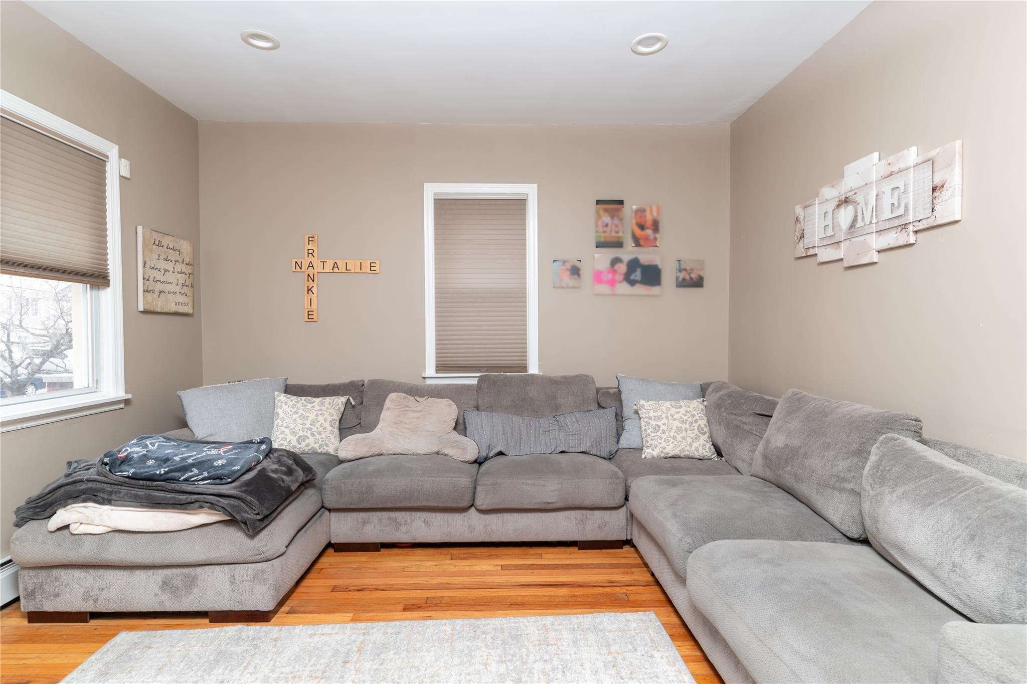 Single Family Prentiss  Bronx, NY 10465, MLS-892583-5
