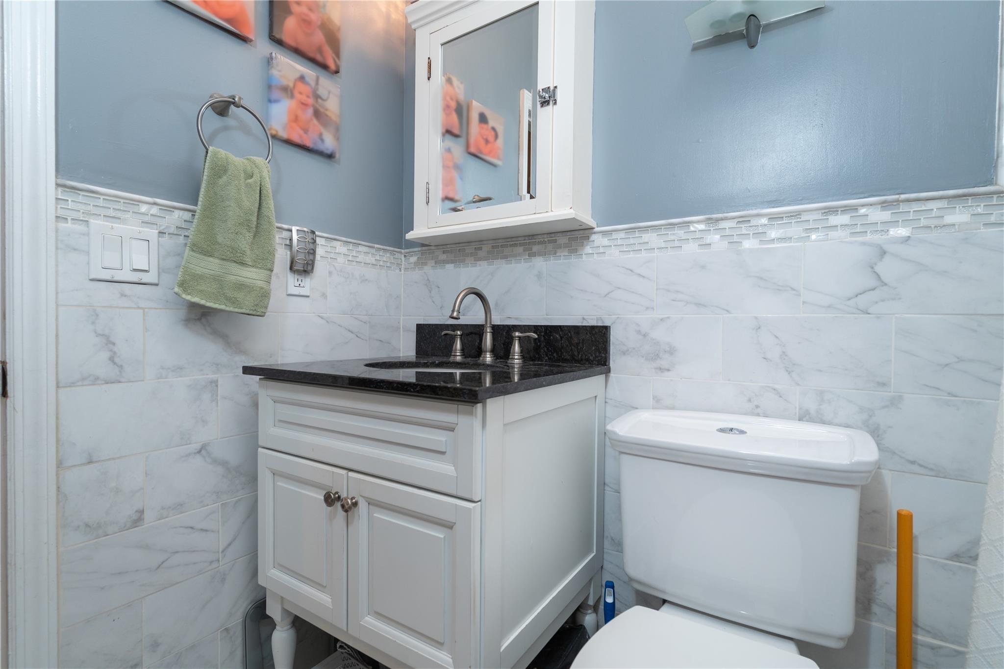 Single Family Prentiss  Bronx, NY 10465, MLS-892583-8