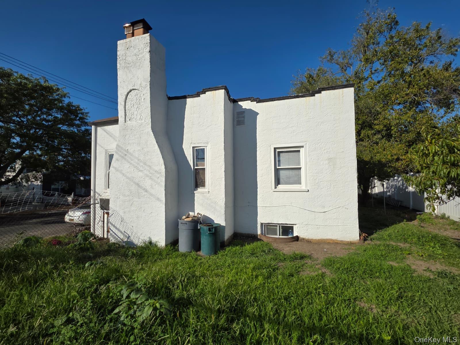 Single Family 225th Street  Queens, NY 11413, MLS-892714-13