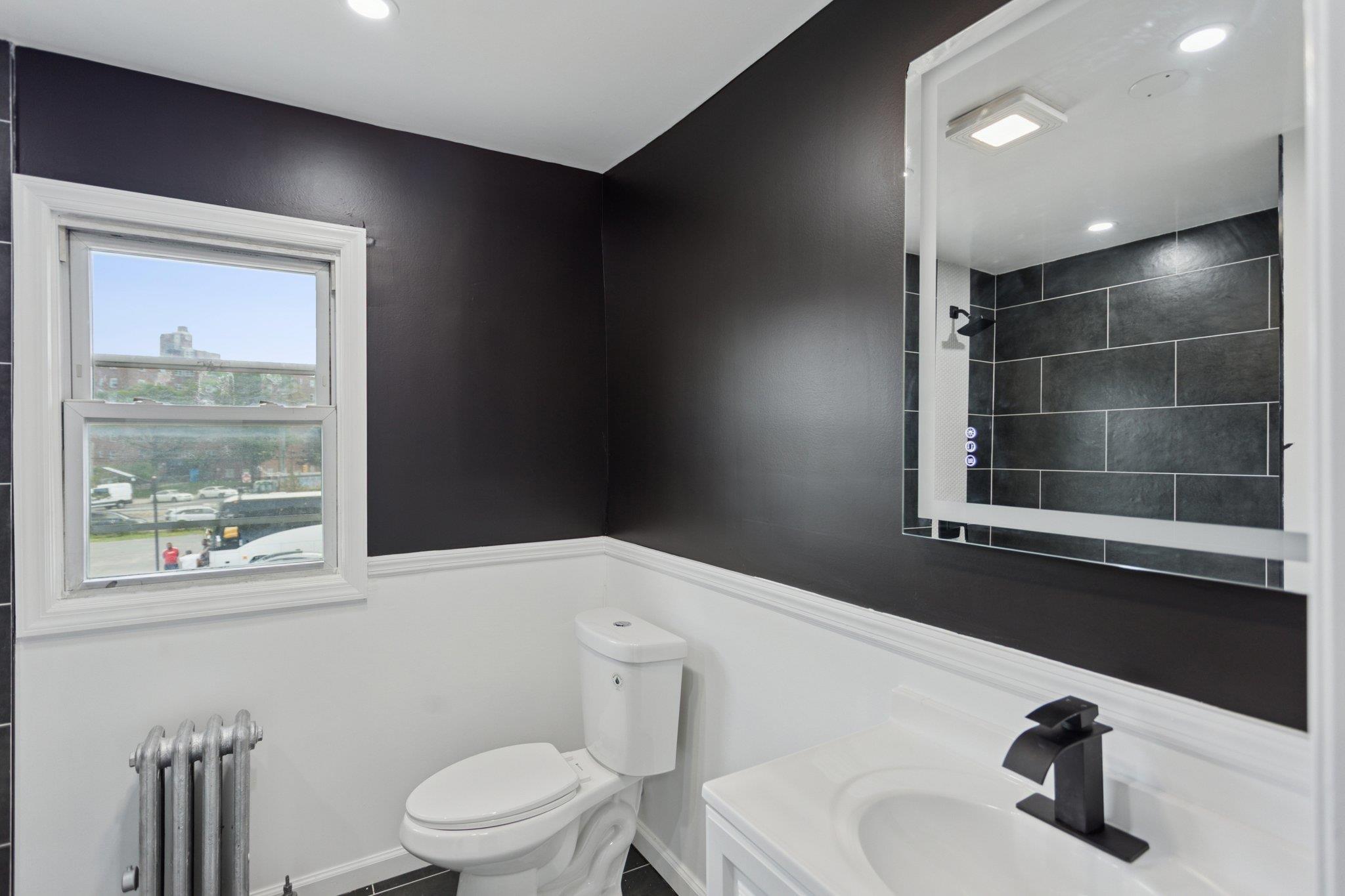 Single Family Pinson  Queens, NY 11691, MLS-892717-10