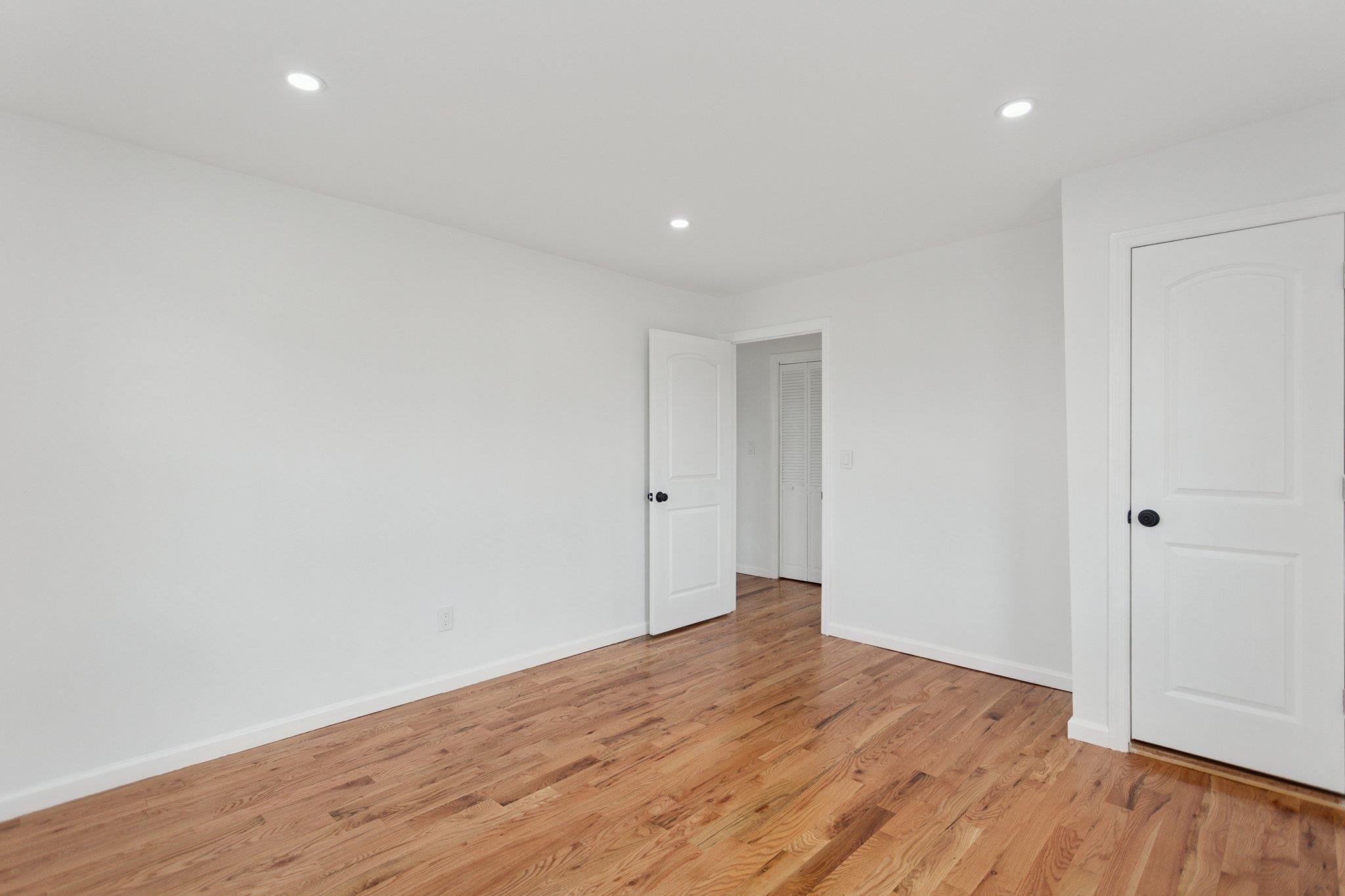 Single Family Pinson  Queens, NY 11691, MLS-892717-12