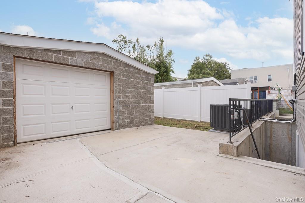 Single Family Revere Bronx, NY 10465, MLS-892740-5