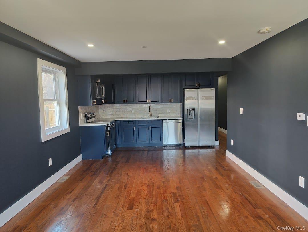 Single Family Revere Bronx, NY 10465, MLS-892740-8