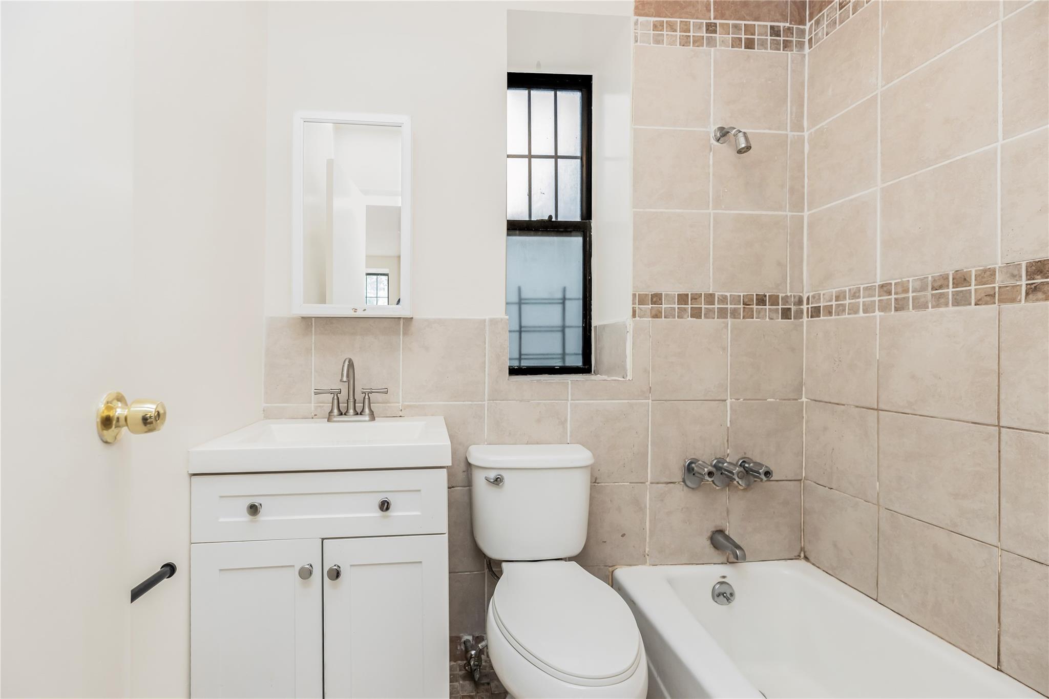 Apartment Convent  Manhattan, NY 10027, MLS-892755-16