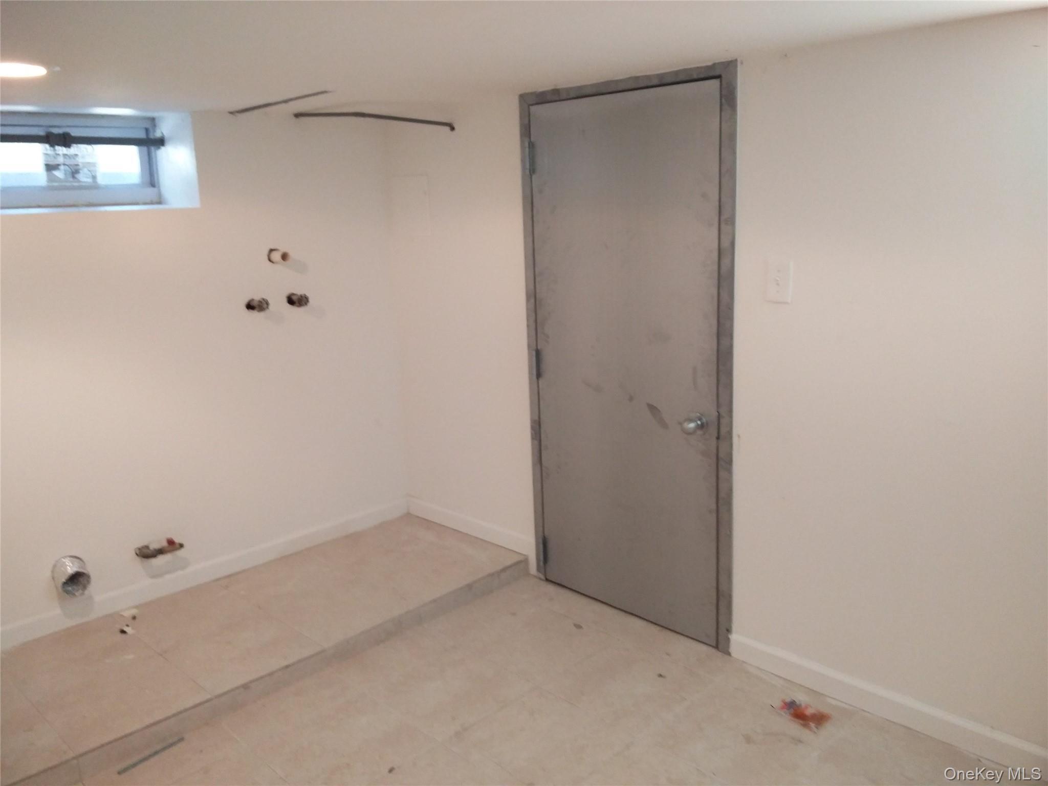 Single Family Barker Bronx, NY 10467, MLS-892768-15