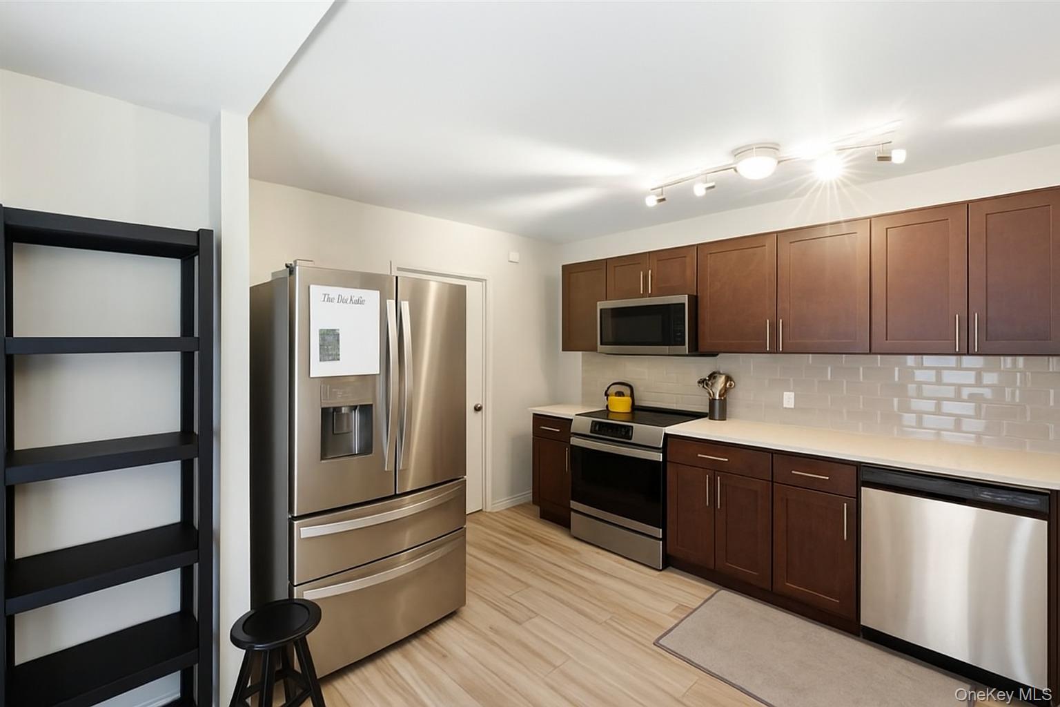 Single Family Barker Bronx, NY 10467, MLS-892768-7