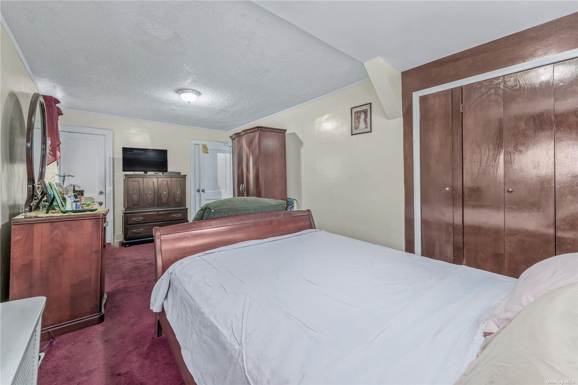 Single Family Mentone  Queens, NY 11413, MLS-892775-12