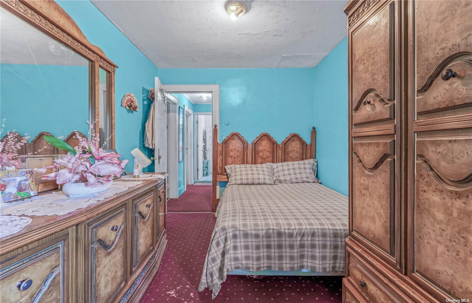 Single Family Mentone  Queens, NY 11413, MLS-892775-14