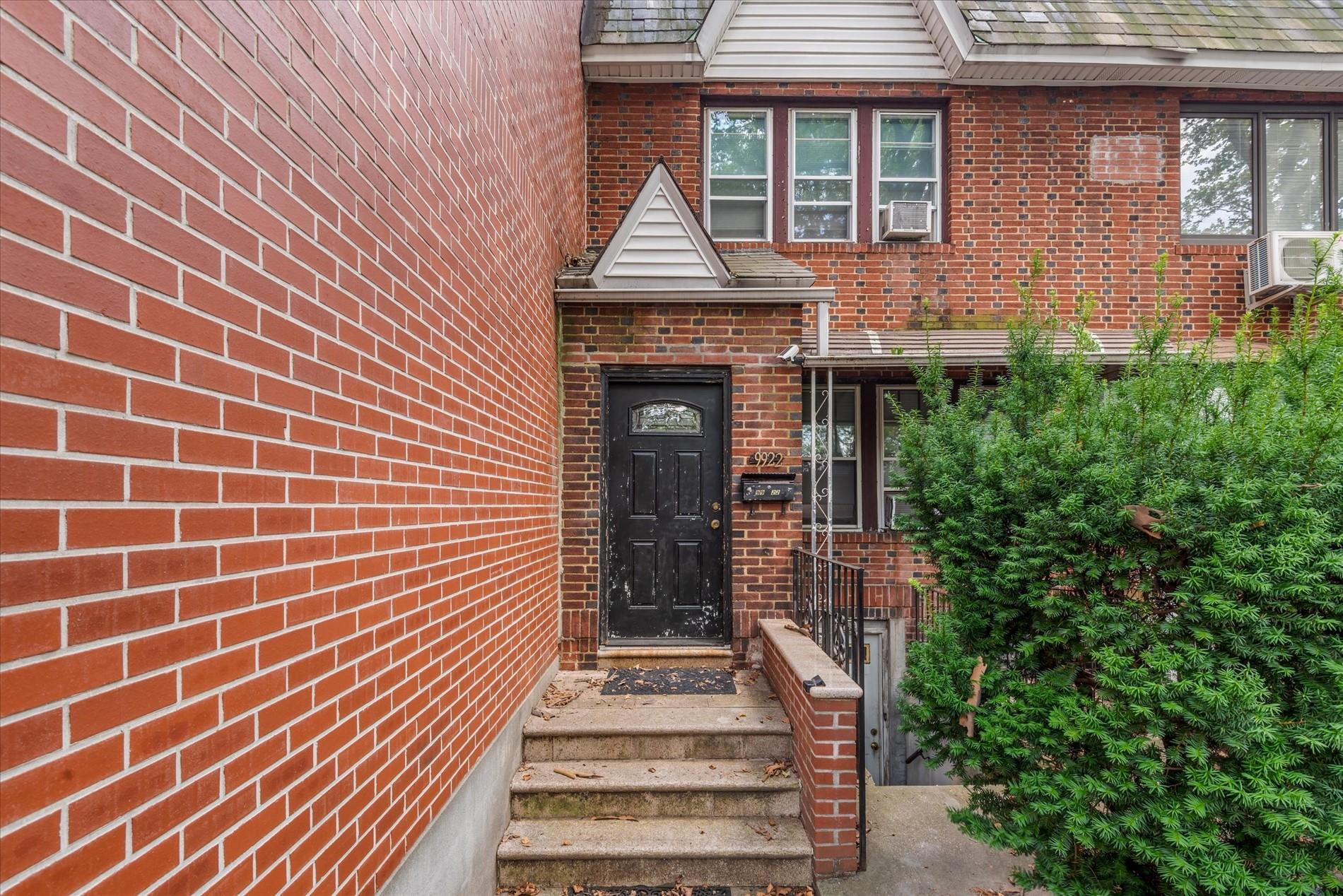 Single Family 67th Queens, NY 11374, MLS-892777-2