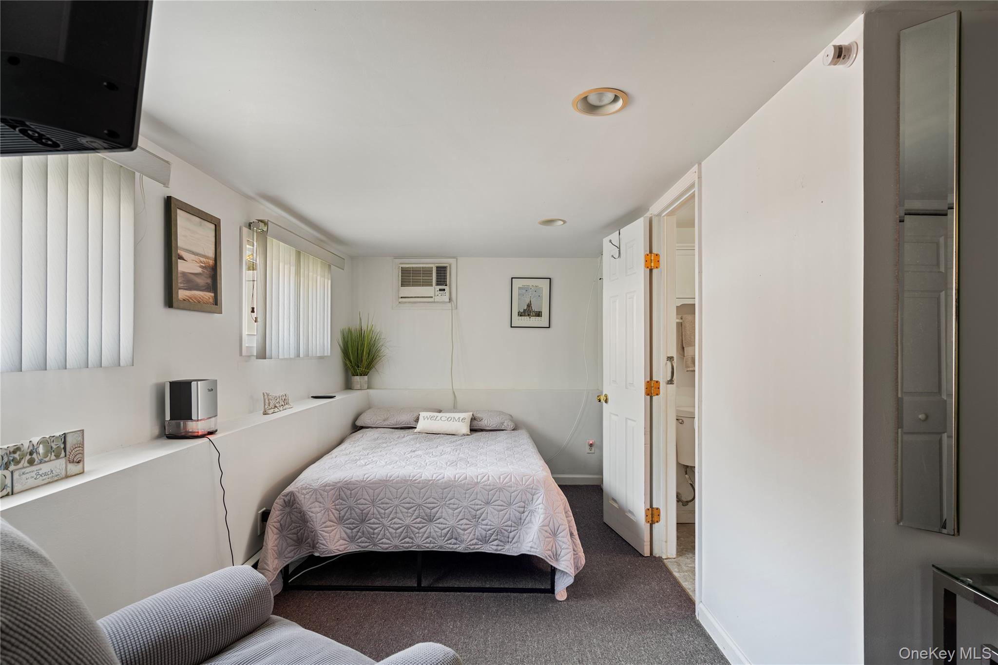 Single Family Lido Suffolk County, NY 11757, MLS-892798-10