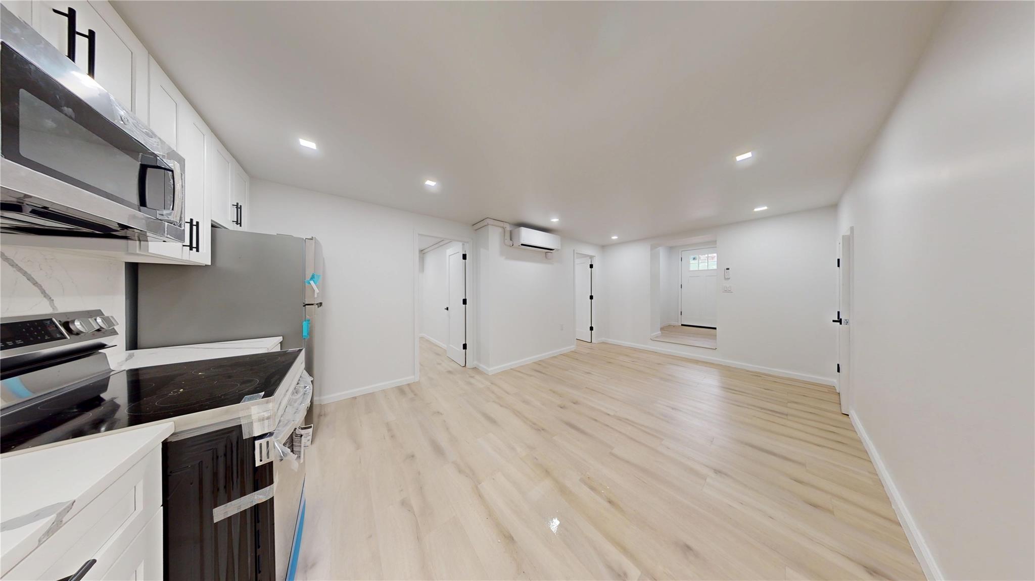 Single Family 80th  Brooklyn, NY 11236, MLS-892799-14