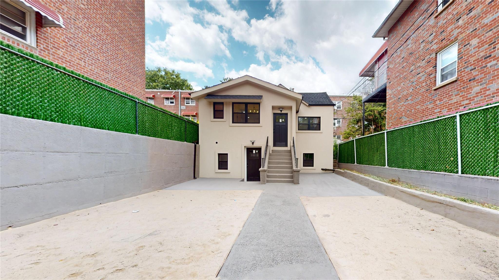 Single Family 80th  Brooklyn, NY 11236, MLS-892799-2