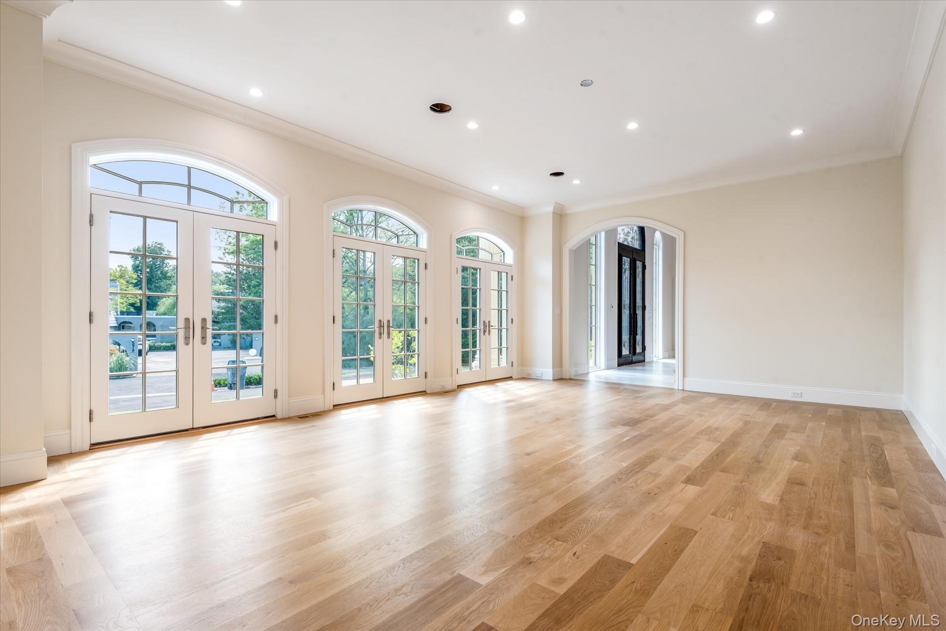 Single Family Shore Nassau County, NY 11024, MLS-892826-25