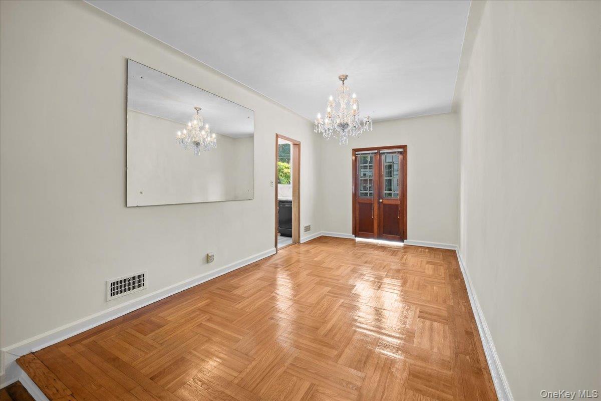 Single Family Van Cortlandt Park South  Bronx, NY 10463, MLS-892842-6