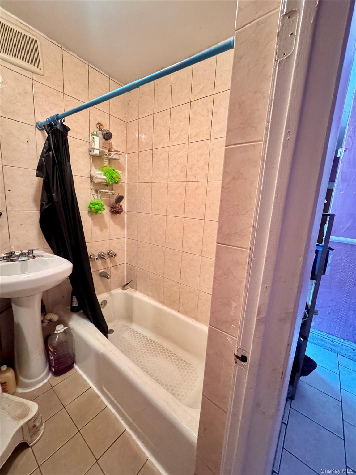 Single Family Corona Ave  Queens, NY 11368, MLS-892888-5