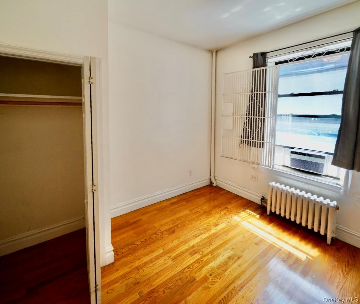 Apartment West 88th  Manhattan, NY 10024, MLS-892923-4