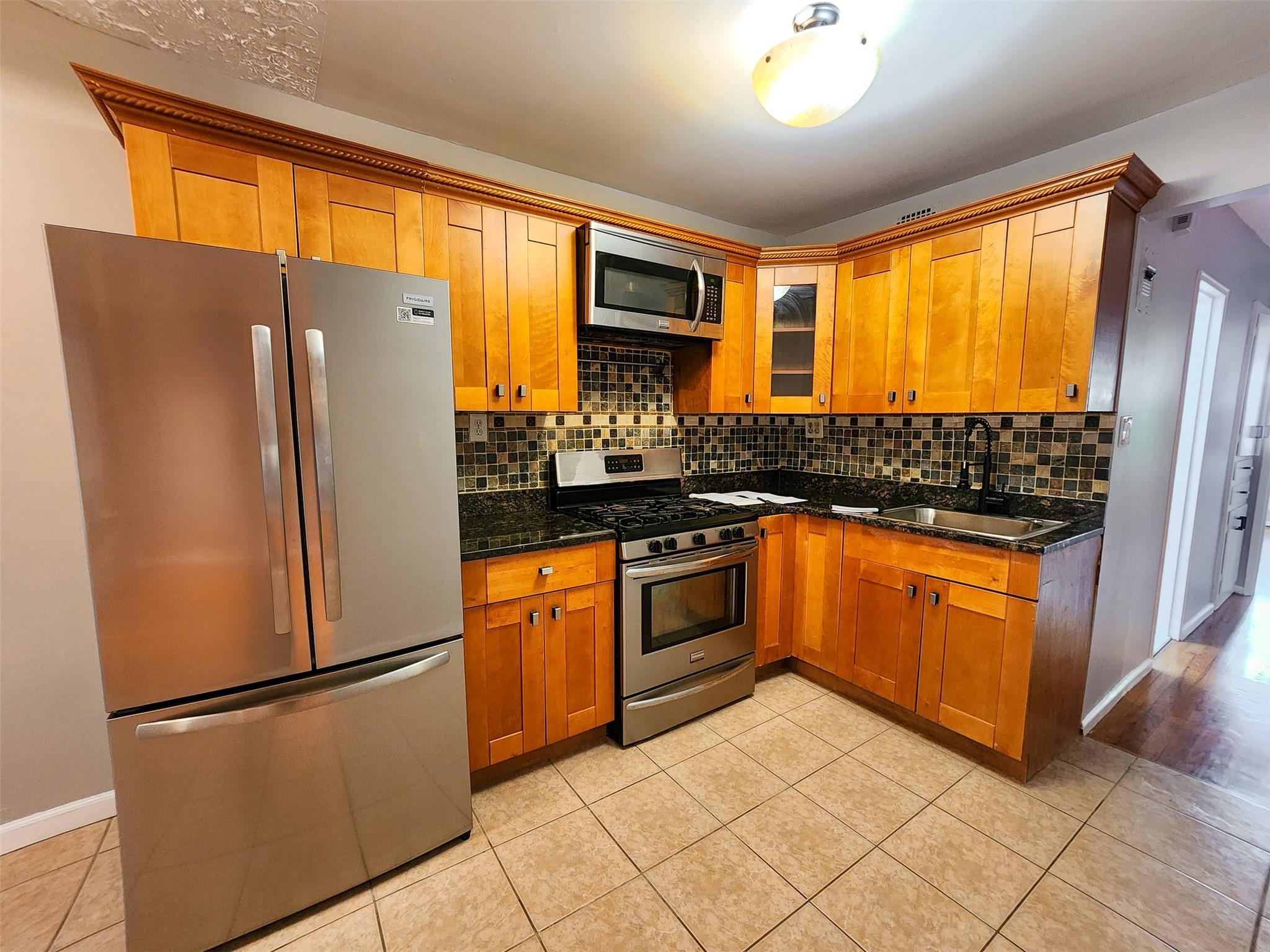 Apartment E 99th St  Brooklyn, NY 11236, MLS-892939-4