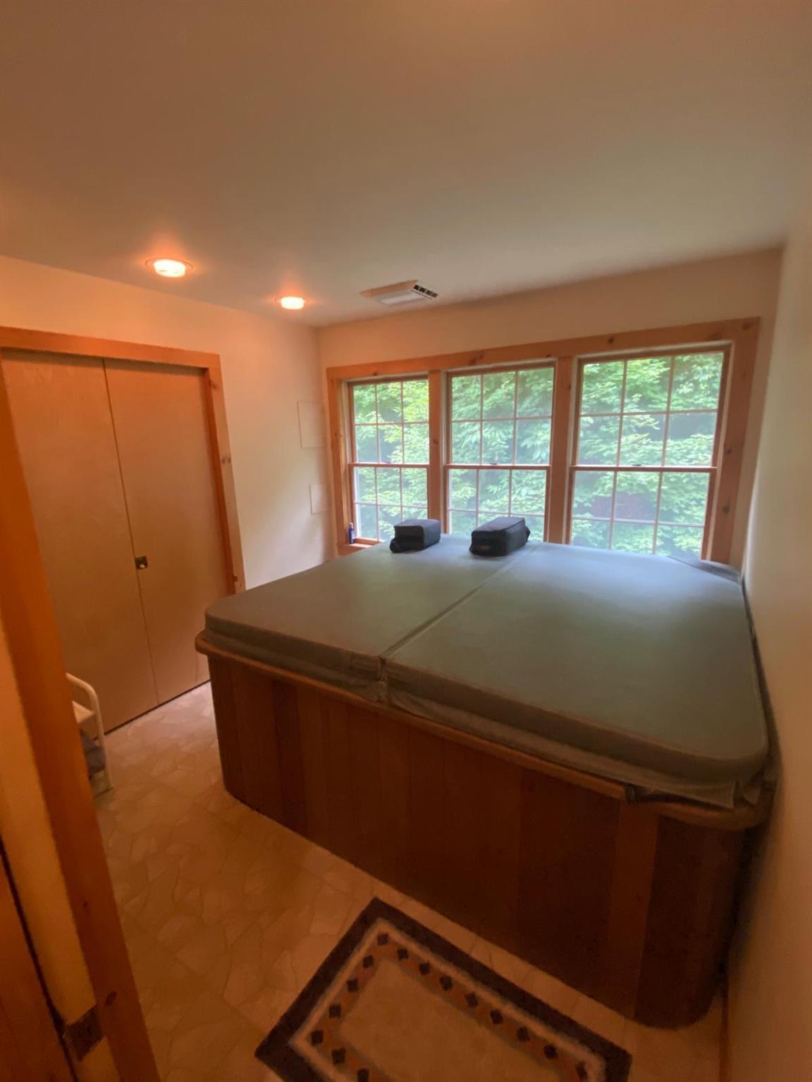 Single Family Seide  Greene County, NY 12442, MLS-892949-16