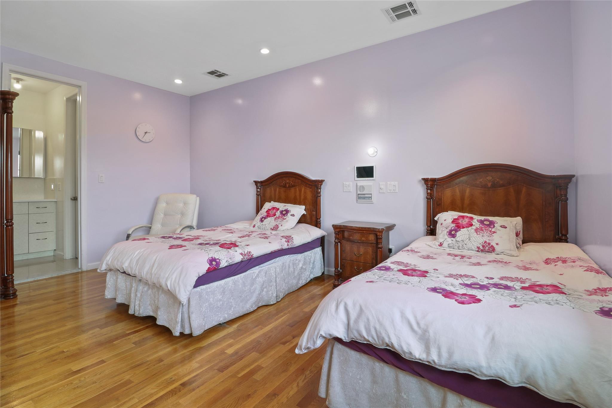 Single Family Hamburg Orange County, NY 10950, MLS-892965-17