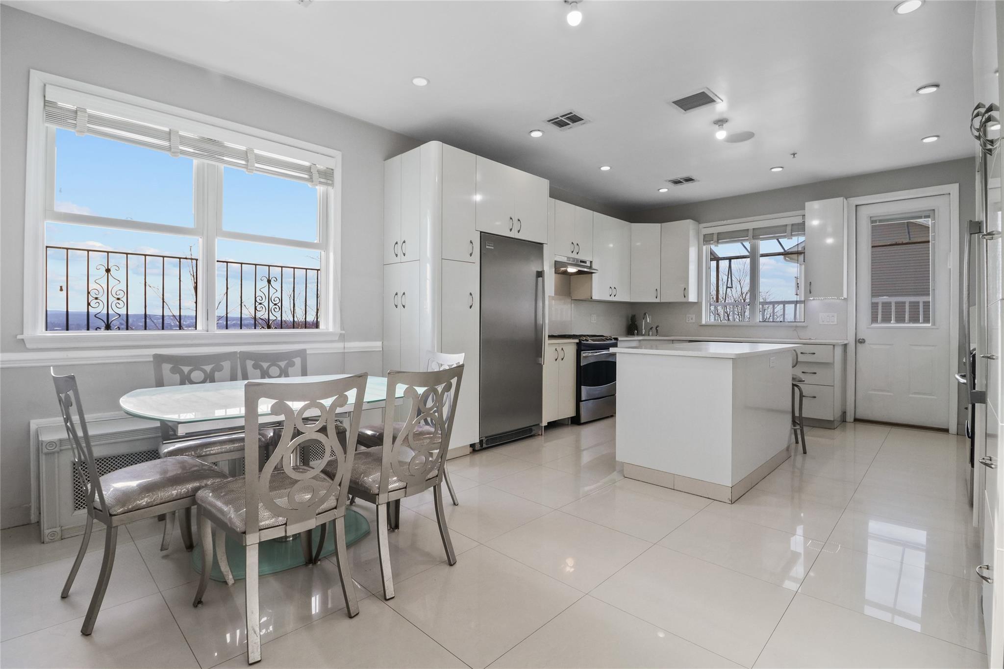 Single Family Hamburg Orange County, NY 10950, MLS-892965-5