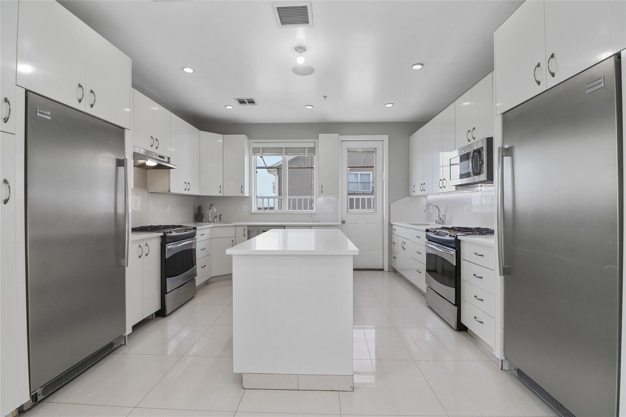 Single Family Hamburg Orange County, NY 10950, MLS-892965-6