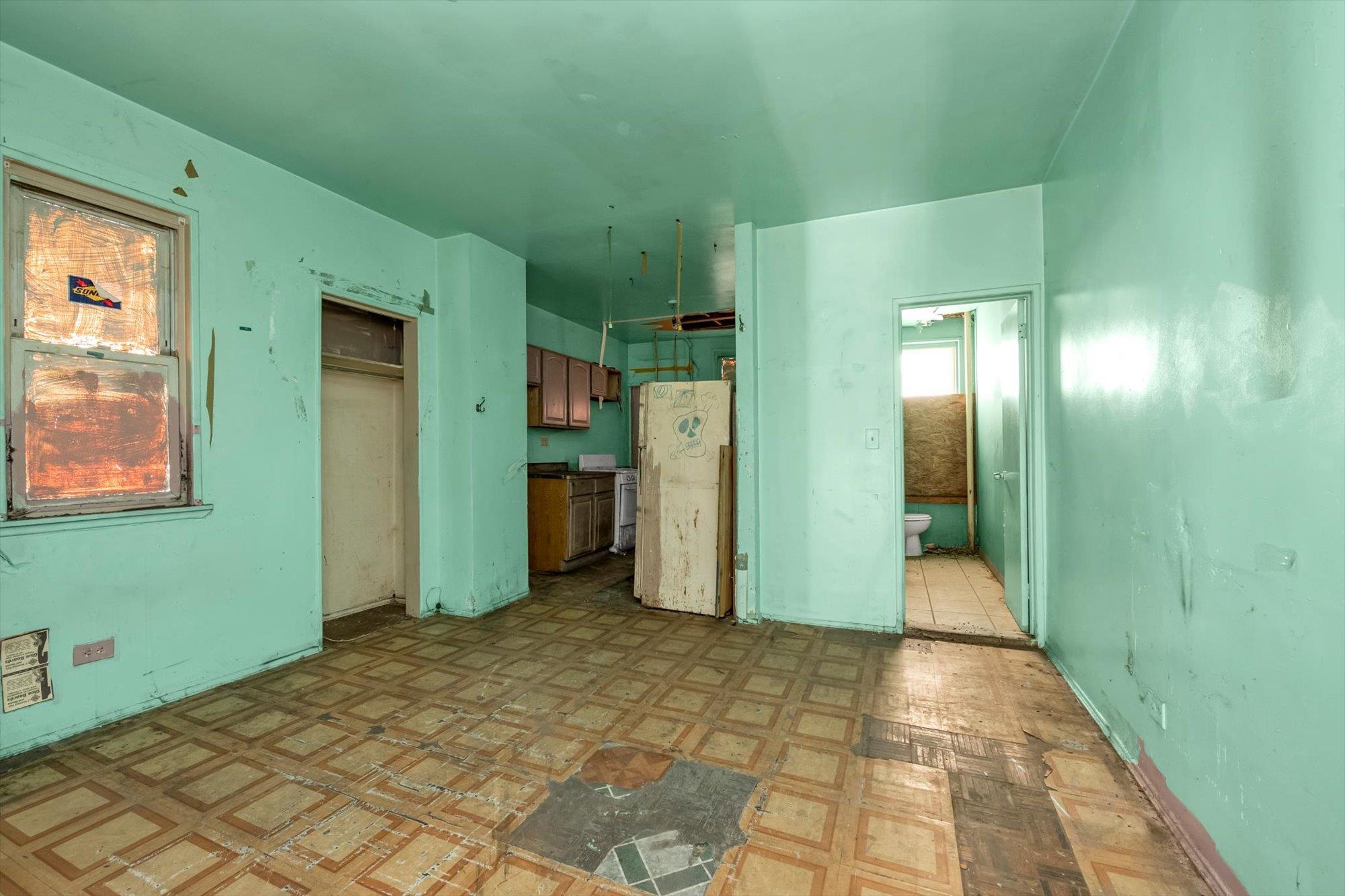 Single Family Tremont  Bronx, NY 10460, MLS-892973-11