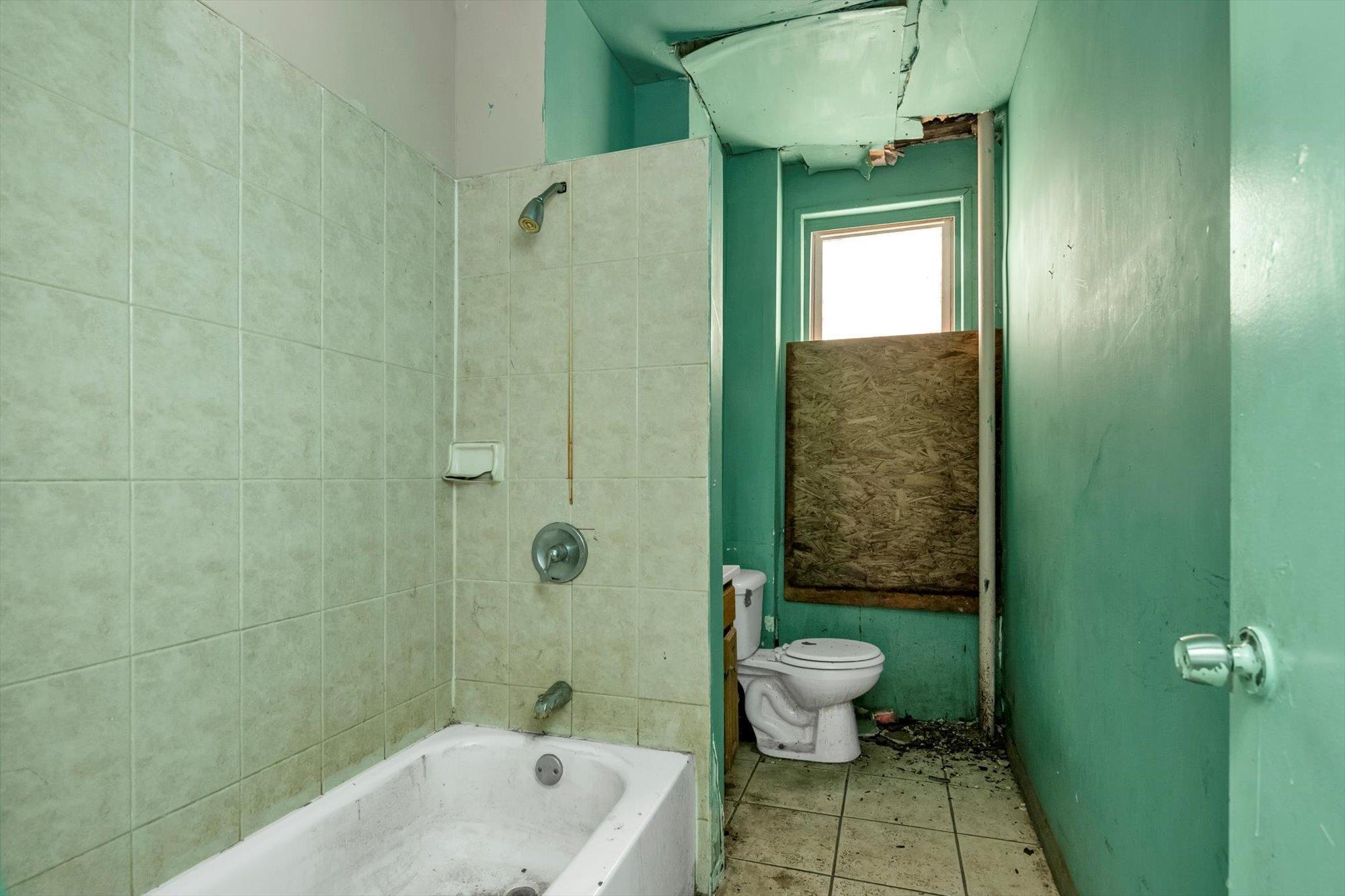 Single Family Tremont  Bronx, NY 10460, MLS-892973-12