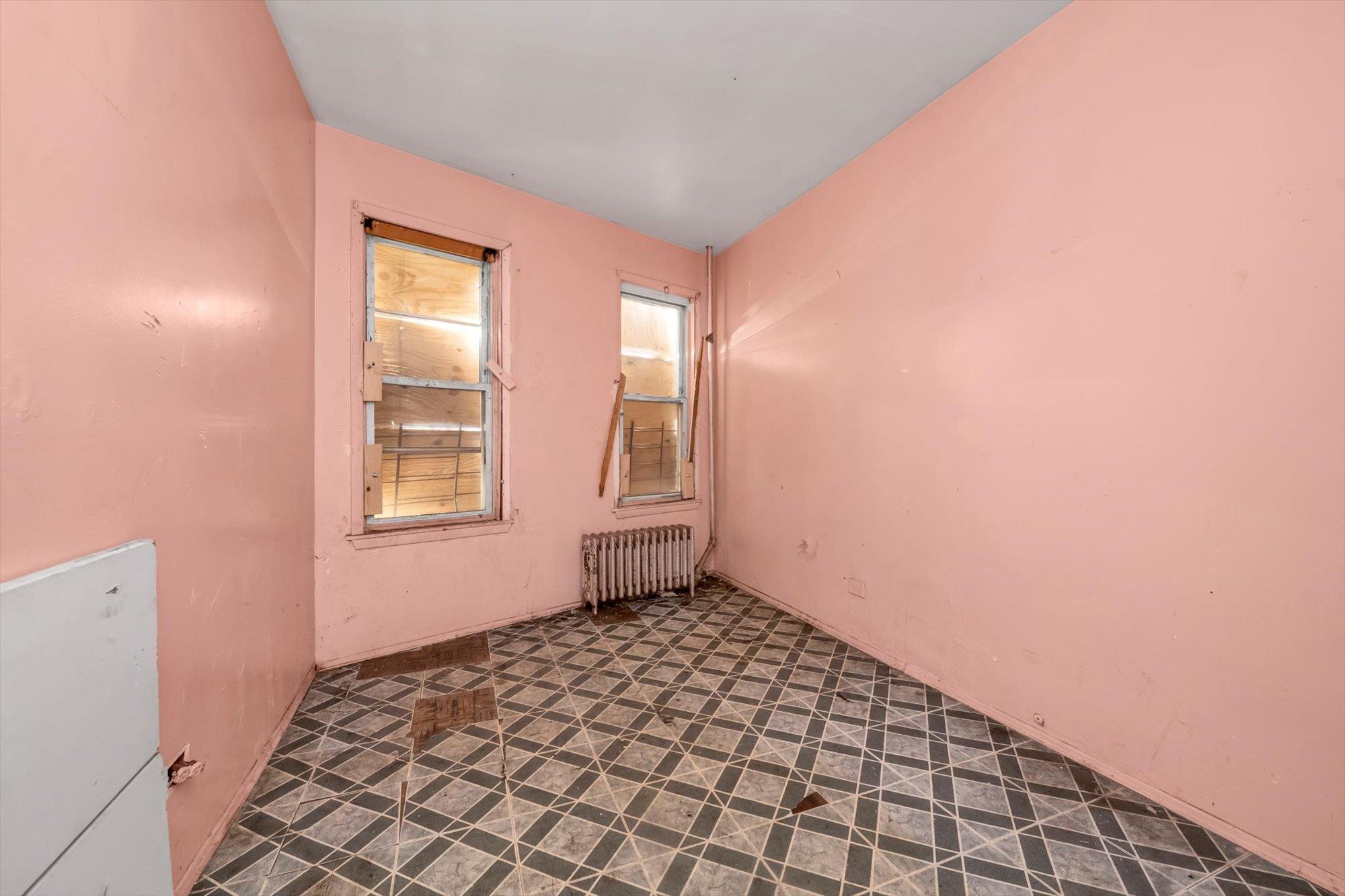 Single Family Tremont  Bronx, NY 10460, MLS-892973-13