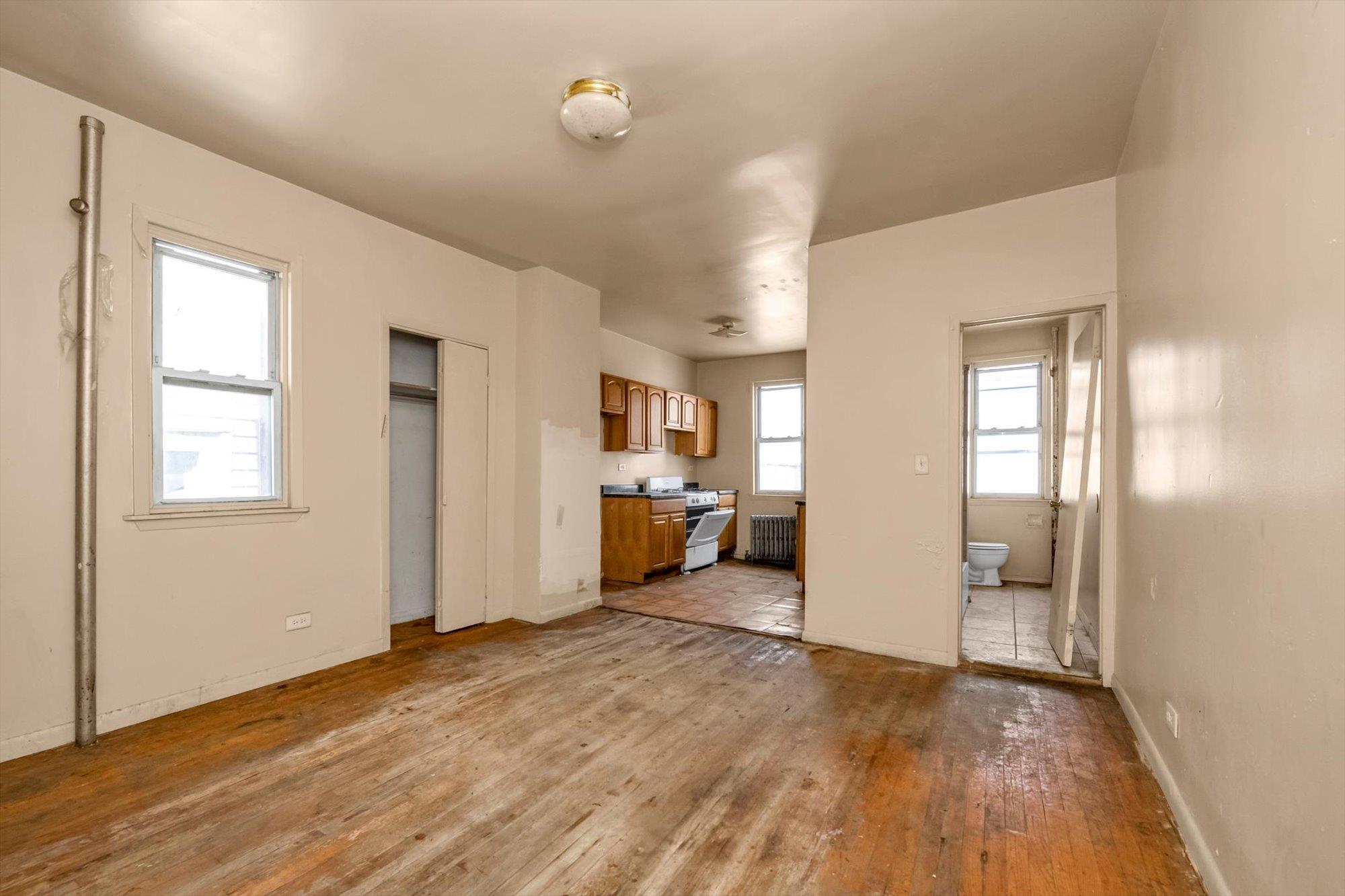 Single Family Tremont  Bronx, NY 10460, MLS-892973-5