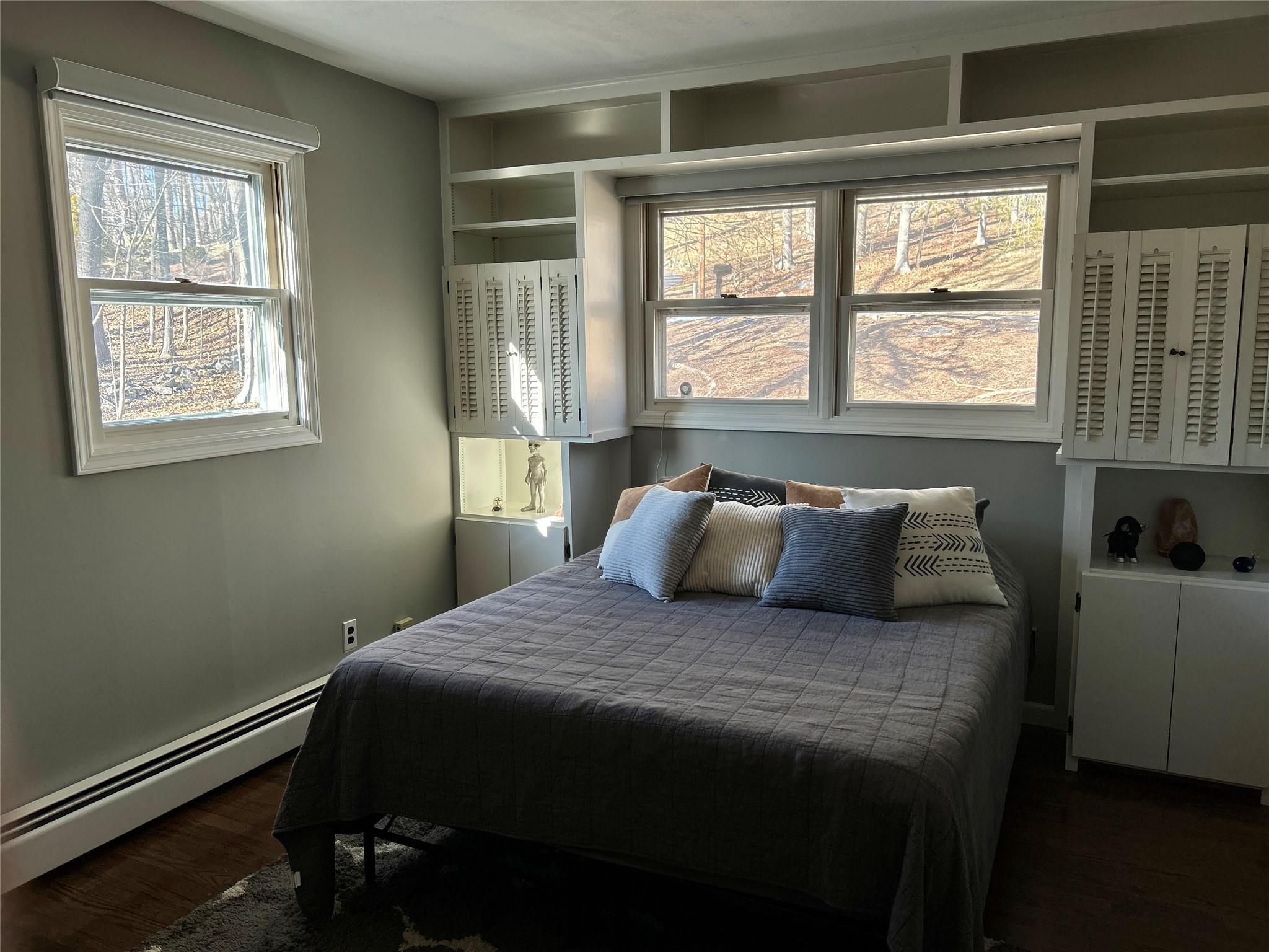 Single Family Varian  Out Of Area, NY 06811, MLS-892978-12