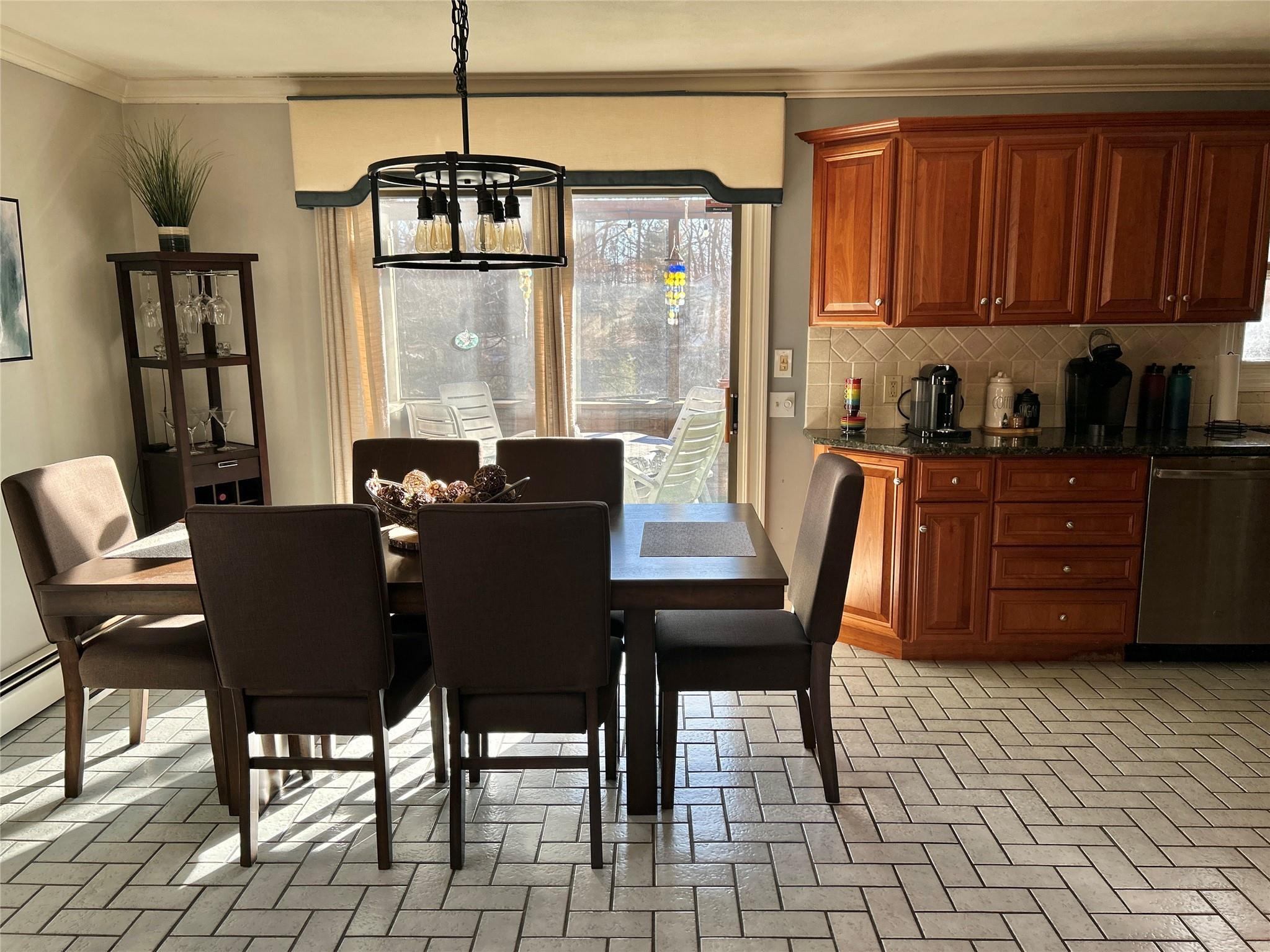 Single Family Varian  Out Of Area, NY 06811, MLS-892978-5