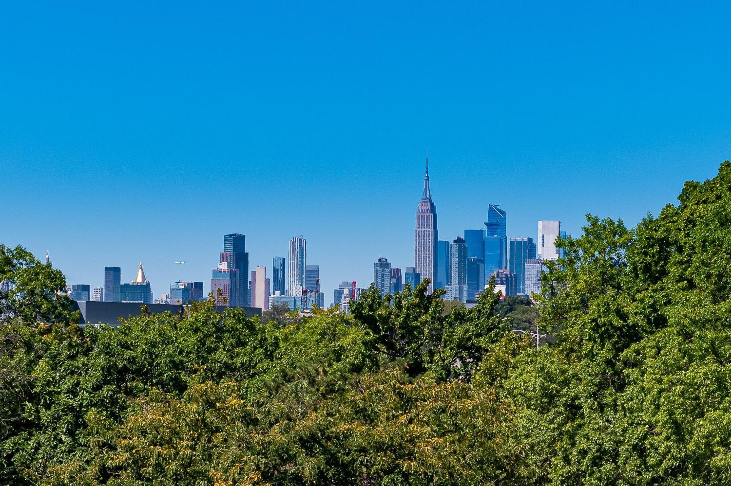 Single Family Borden  Queens, NY 11378, MLS-892982-6