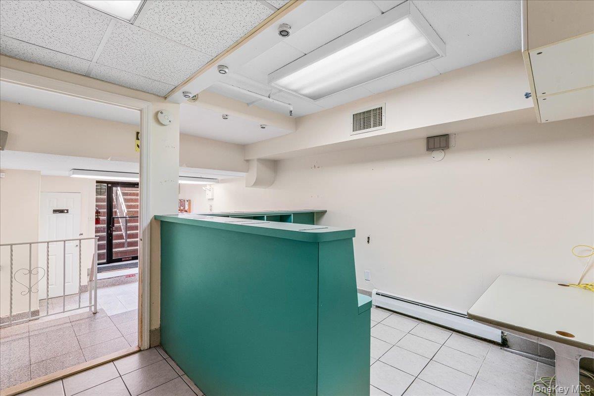 Single Family 75th Queens, NY 11372, MLS-893012-19