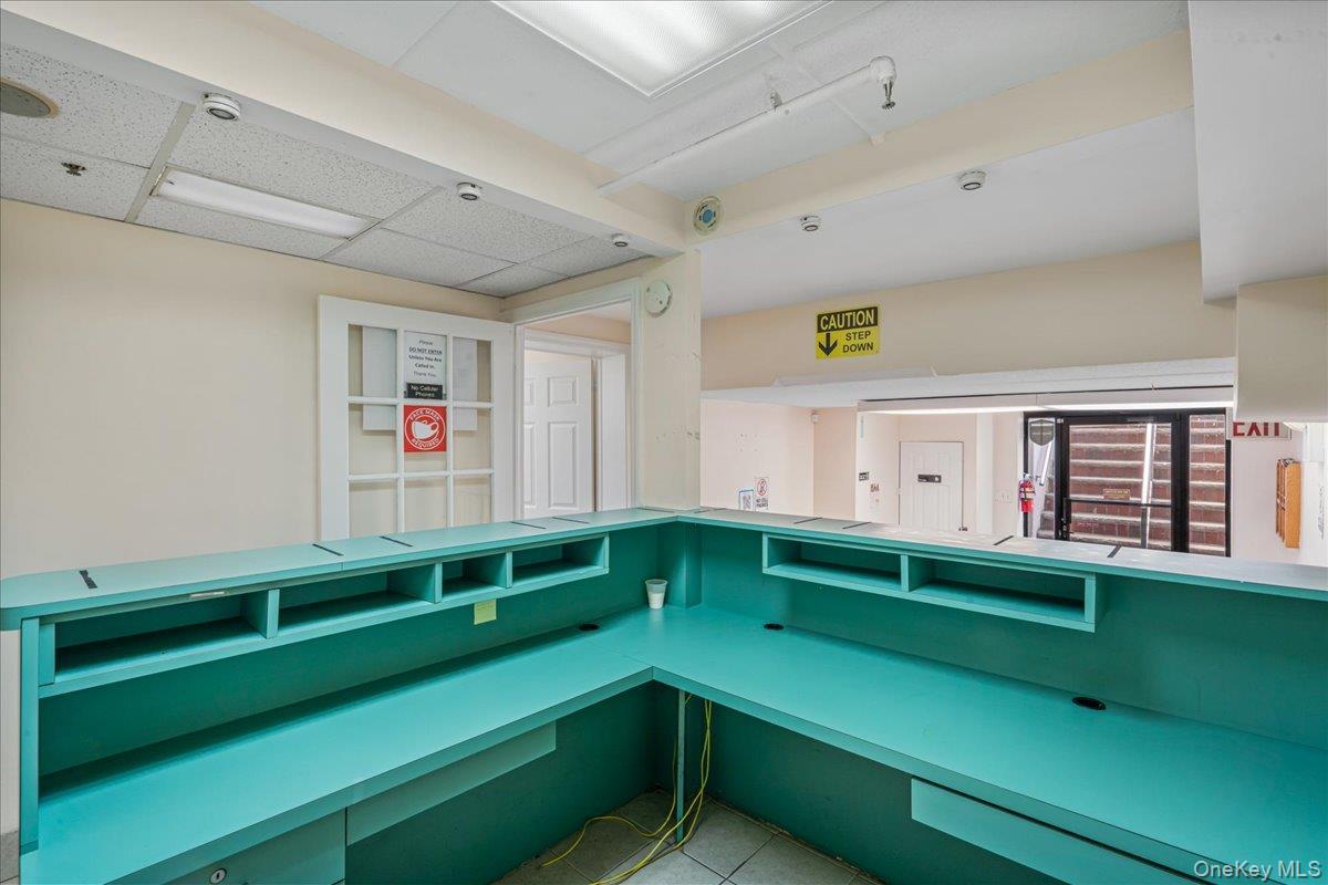 Single Family 75th Queens, NY 11372, MLS-893012-21