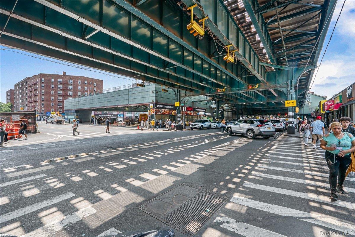 Single Family 75th Queens, NY 11372, MLS-893012-36