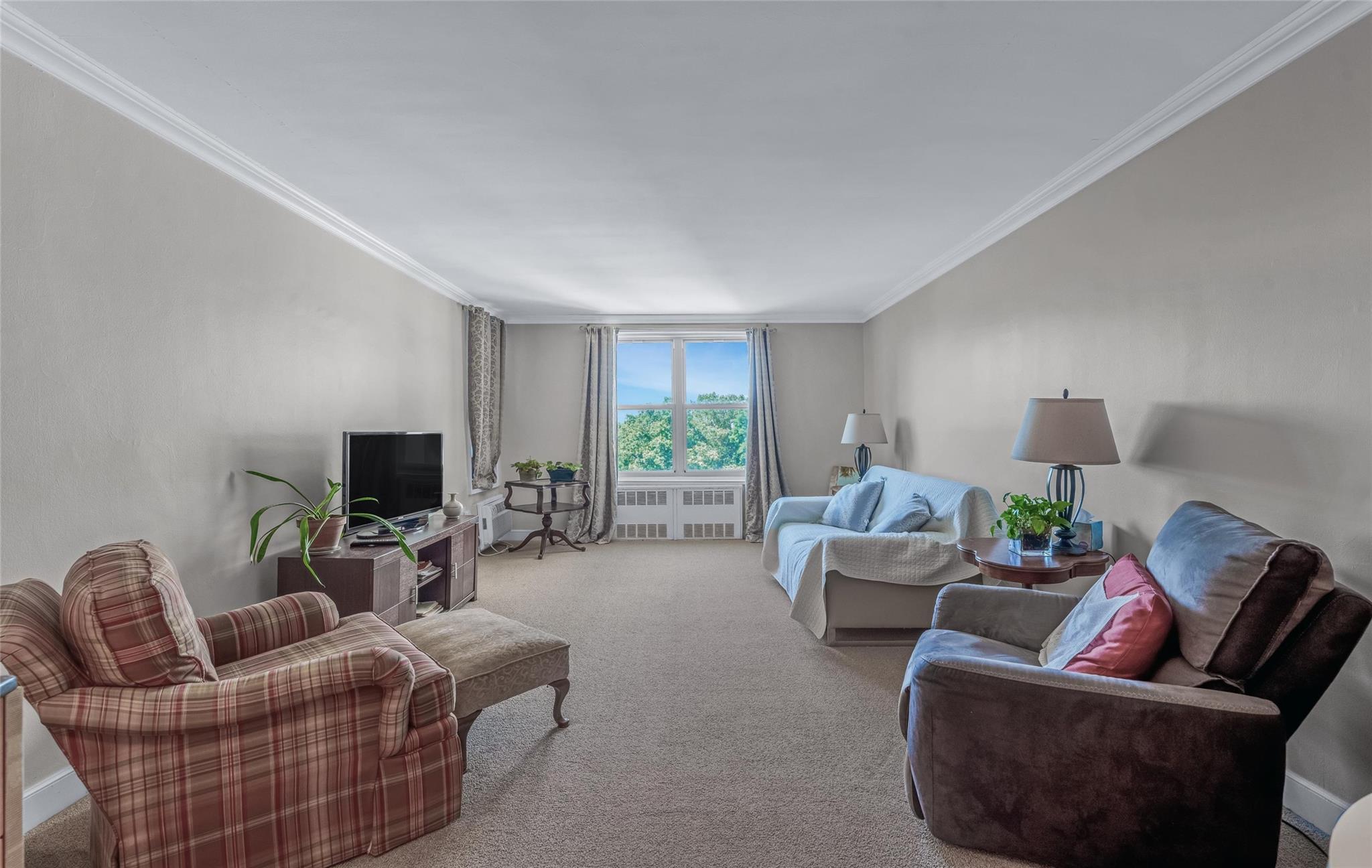 Coop Douglaston  Queens, NY 11363, MLS-893055-3