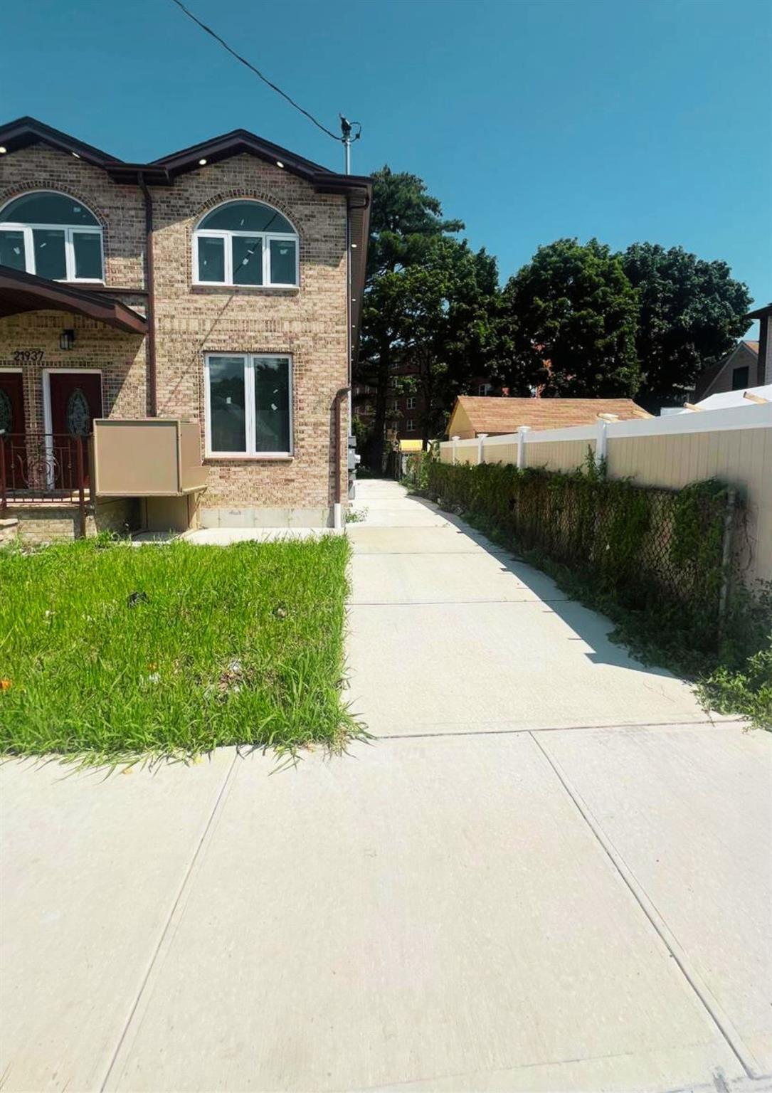 Single Family 112th Avenue Queens, NY 11429, MLS-893209-3