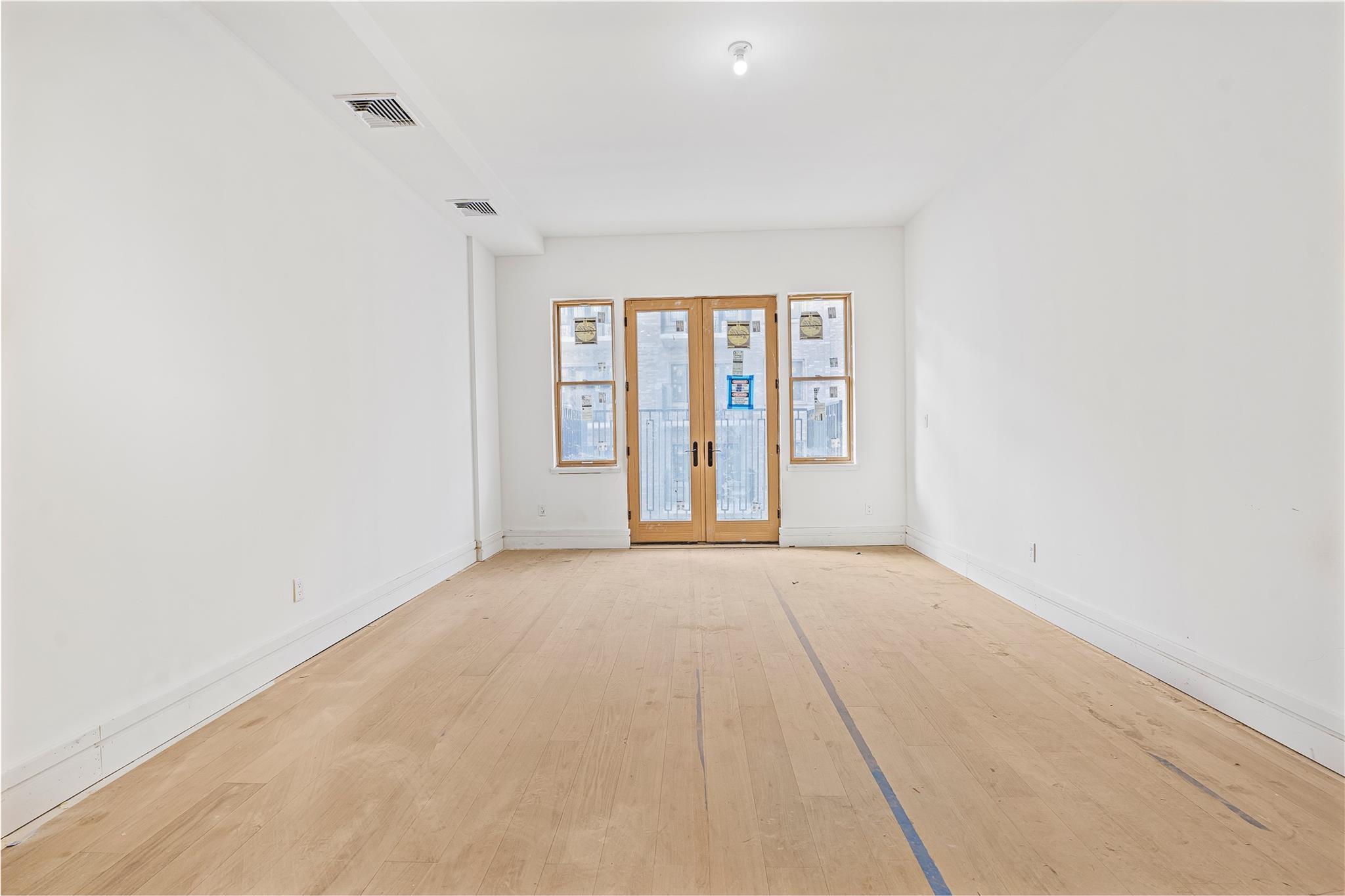 Condo in New York - Gerry  Brooklyn, NY 11206
