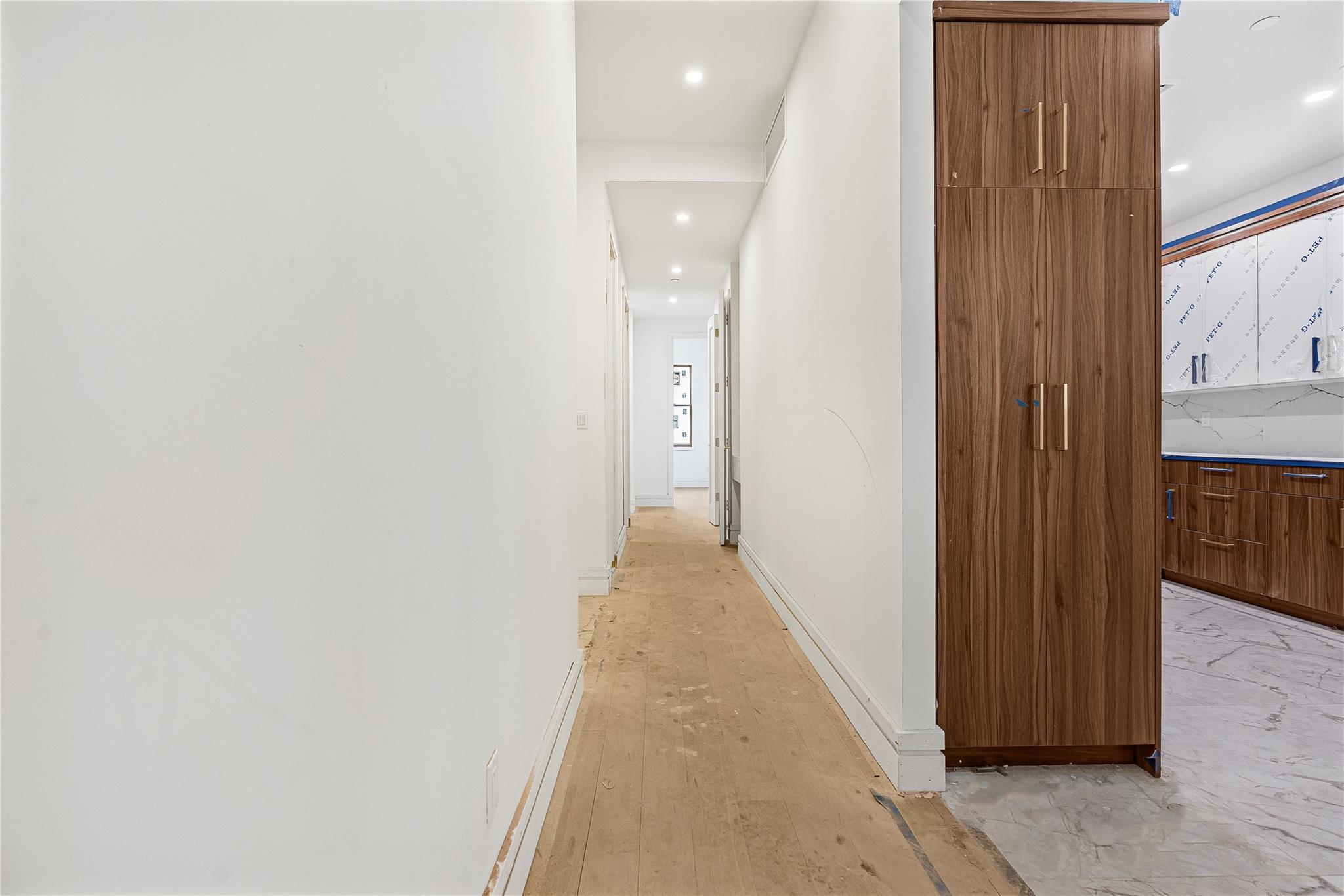 Condo Gerry  Brooklyn, NY 11206, MLS-893224-8