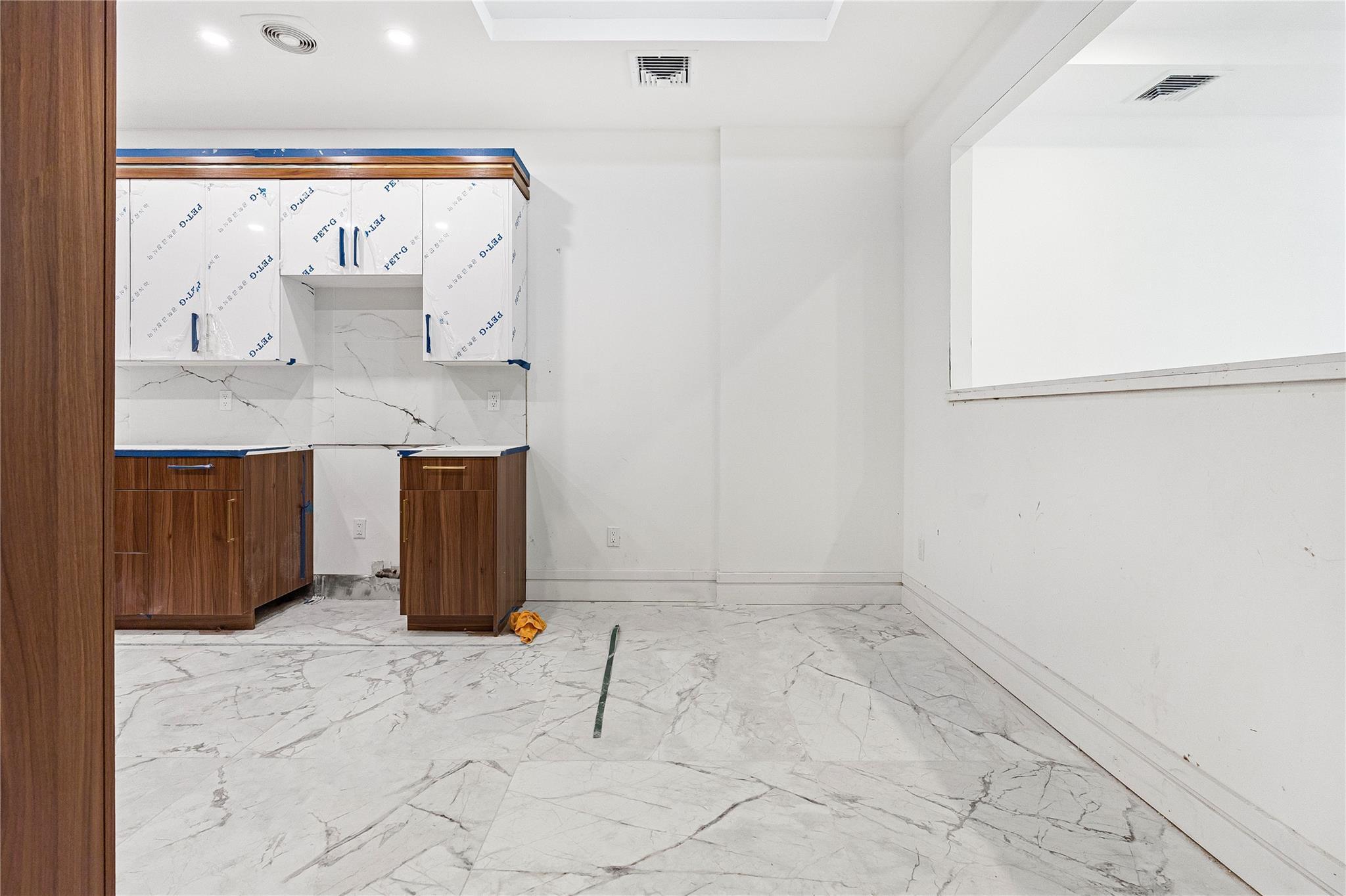 Condo Gerry  Brooklyn, NY 11206, MLS-893224-9